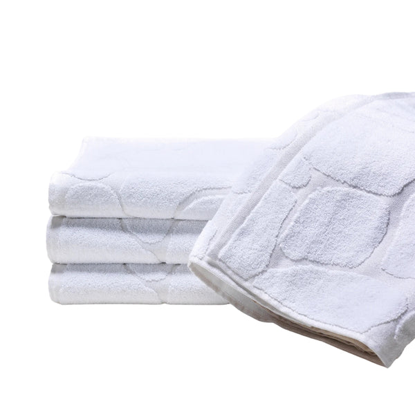 Luster Metallic White/ Silver Towels