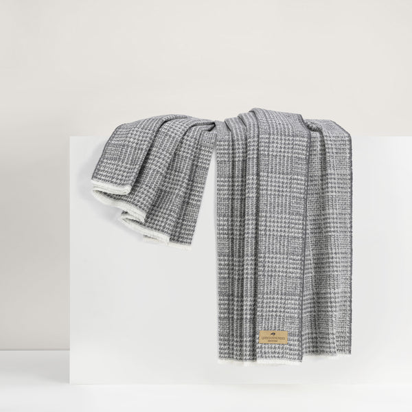 Lands Downunder Charcoal Sutton Plaid Throw